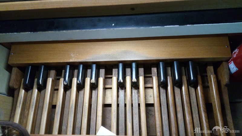 OPINIA NA TEMAT ORGANÓW W BIERNACKIEGO (ROK 1957) W KOŚCIELE NMP MATKI ZBAWICIELA W MIKOŁOWIE