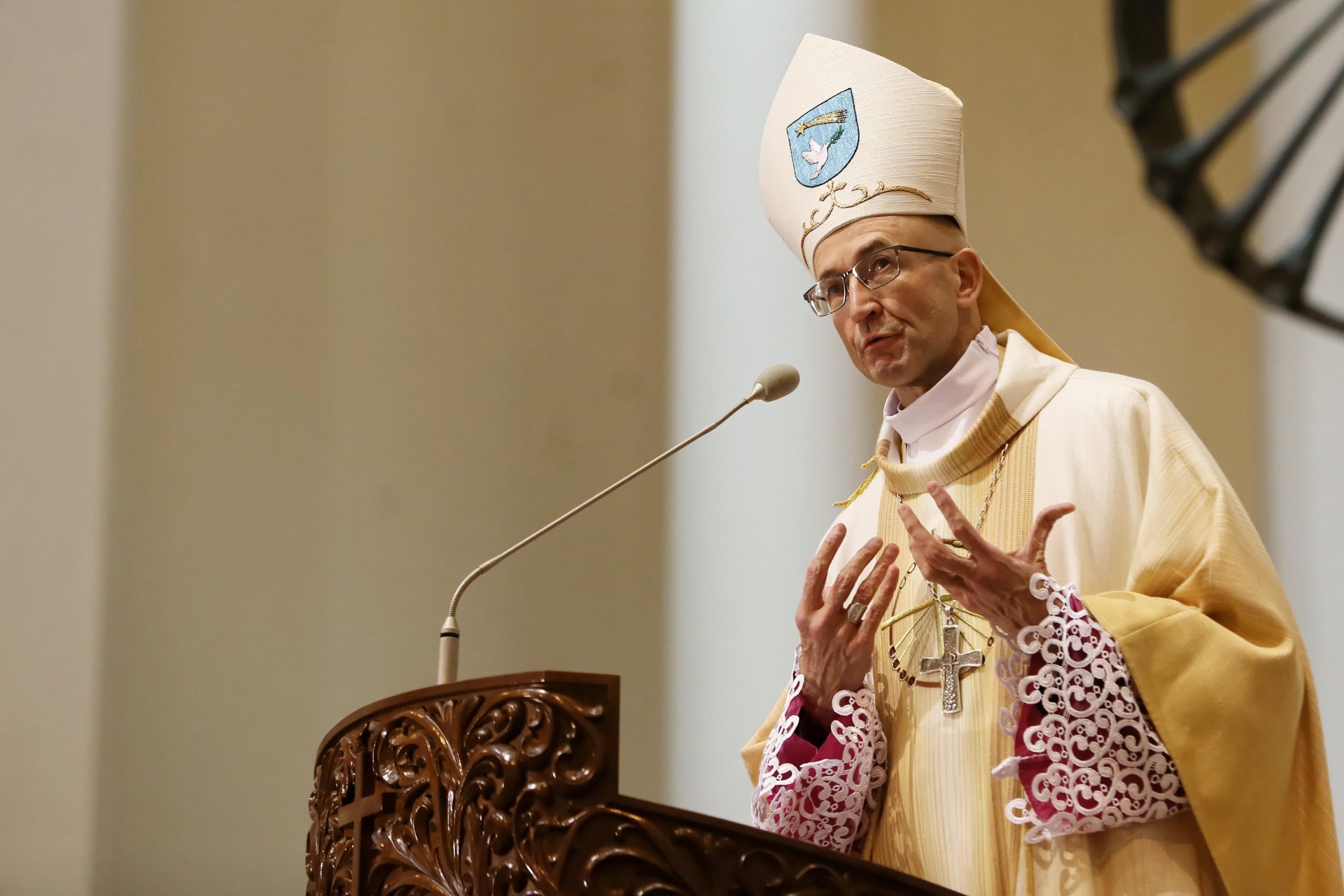 ŻYCZENIA ARCYBISKUPA ADRIANA GALBASA SAC