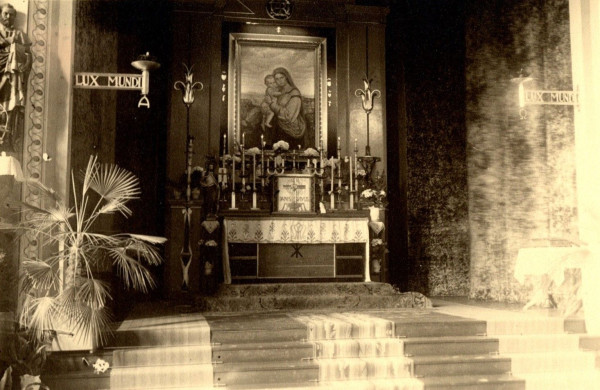  Mikołów kościół preziterium w latach 50-tych XX wieku 